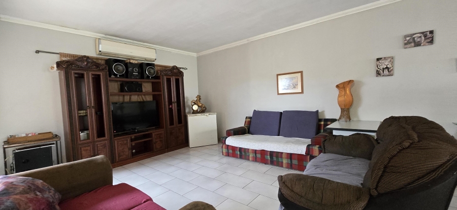 2 Bedroom Property for Sale in Waterval East North West